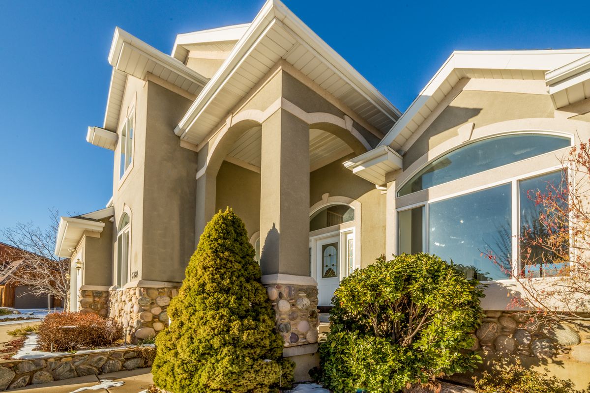 House exterior sample photo